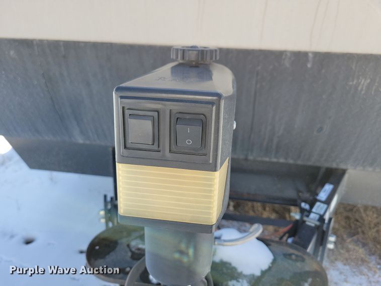 image for item NB9884 2017 Forest River Patriot camper