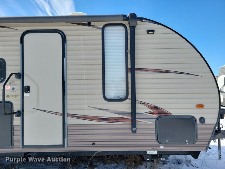 image for item NB9884 2017 Forest River Patriot camper