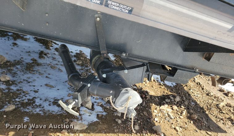 image for item NB9884 2017 Forest River Patriot camper