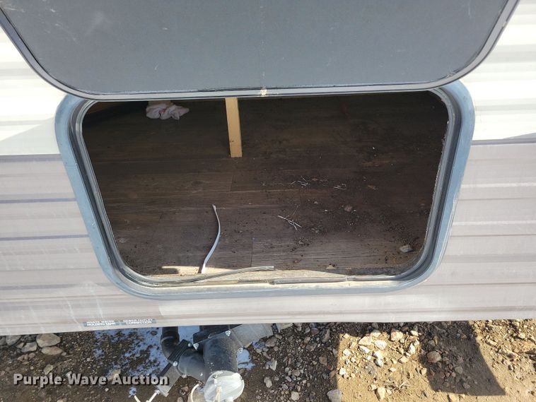 image for item NB9884 2017 Forest River Patriot camper