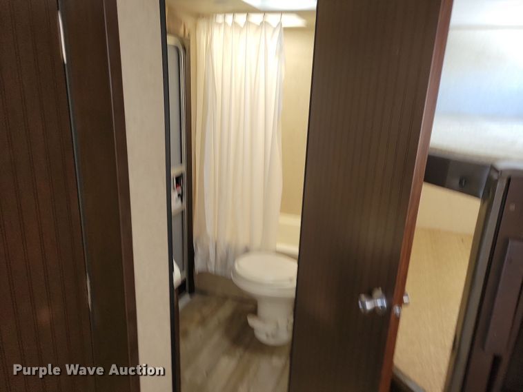 image for item NB9884 2017 Forest River Patriot camper