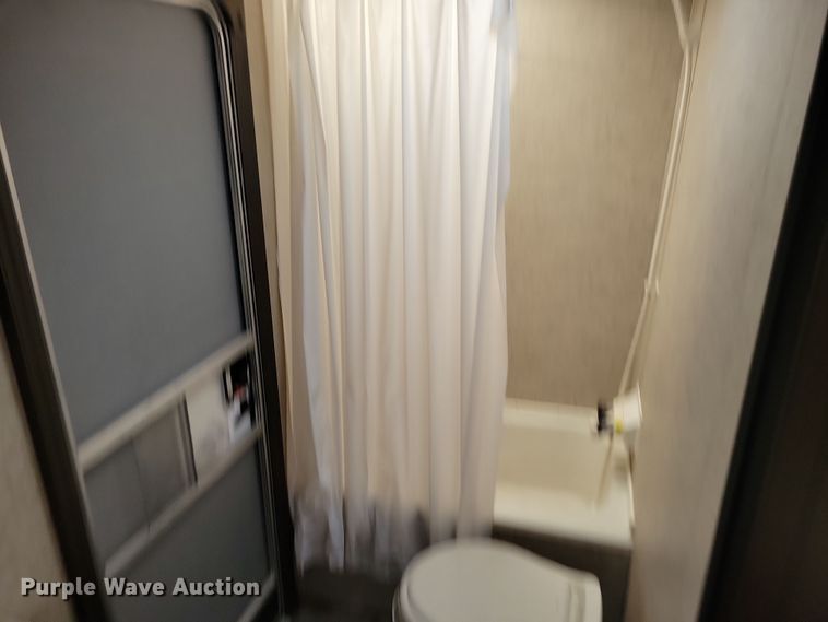 image for item NB9884 2017 Forest River Patriot camper