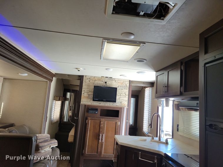 image for item NB9884 2017 Forest River Patriot camper