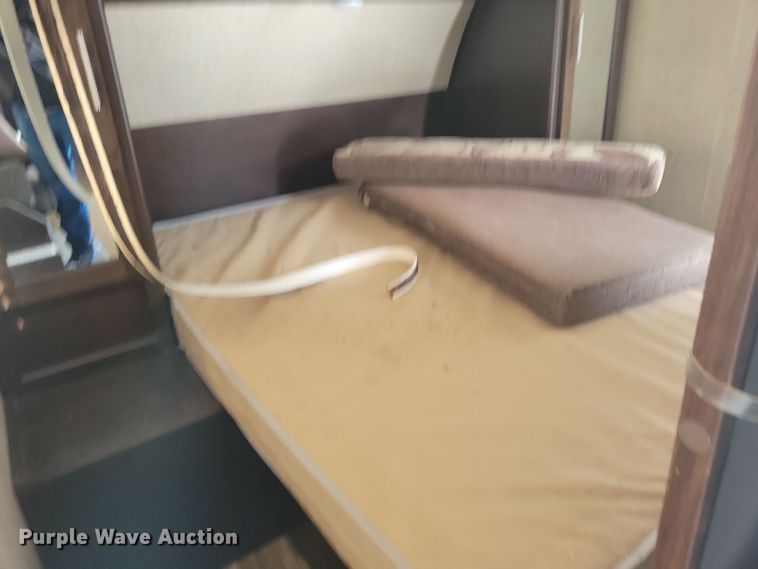 image for item NB9884 2017 Forest River Patriot camper