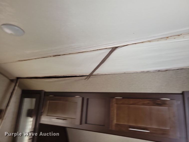 image for item NB9884 2017 Forest River Patriot camper