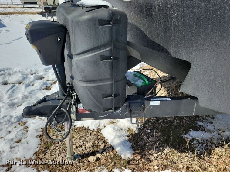 image for item NB9886 2017 Keystone Laredo 330RL camper