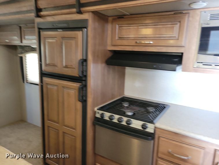 image for item NB9886 2017 Keystone Laredo 330RL camper