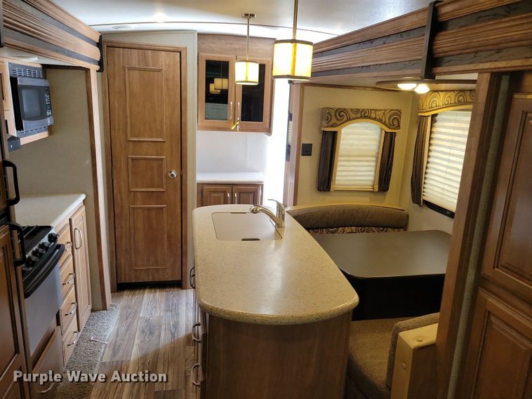 image for item NB9886 2017 Keystone Laredo 330RL camper