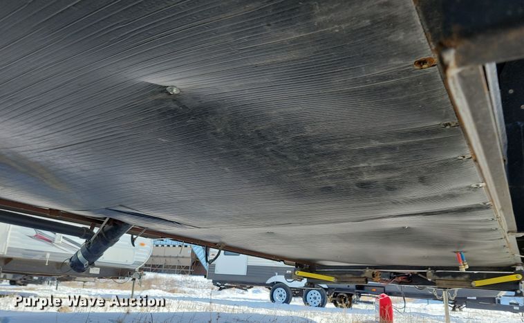 image for item NB9886 2017 Keystone Laredo 330RL camper