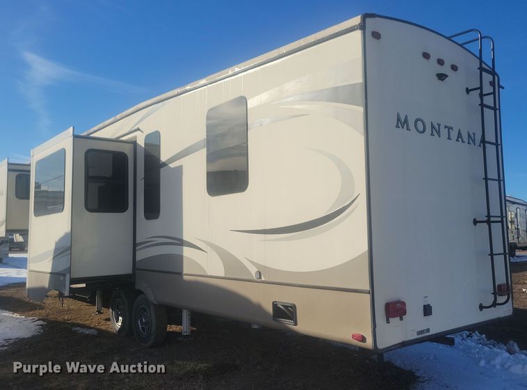 image for item NB9887 2018 Keystone Montana camper