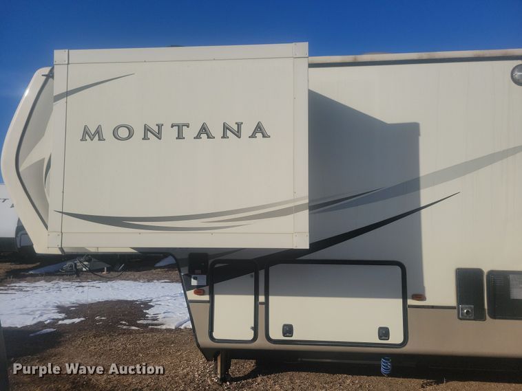 image for item NB9887 2018 Keystone Montana camper