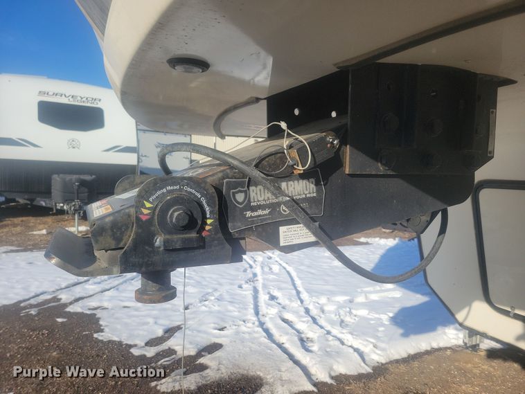 image for item NB9887 2018 Keystone Montana camper