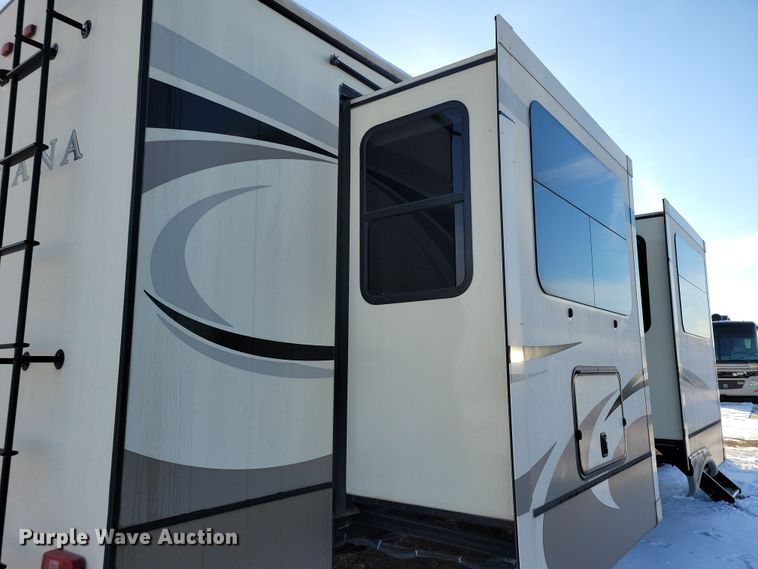 image for item NB9887 2018 Keystone Montana camper