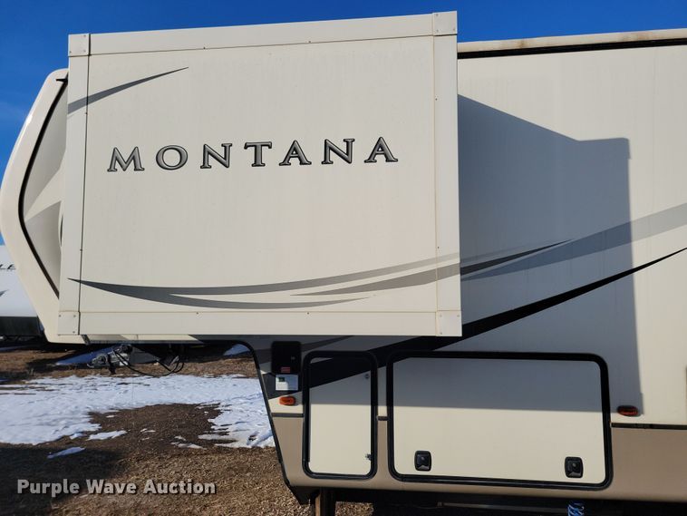 image for item NB9887 2018 Keystone Montana camper