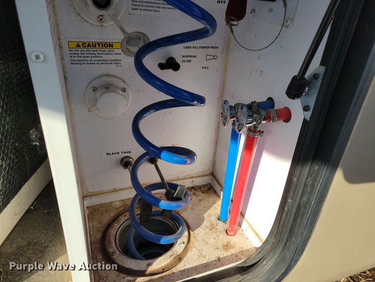 image for item NB9887 2018 Keystone Montana camper