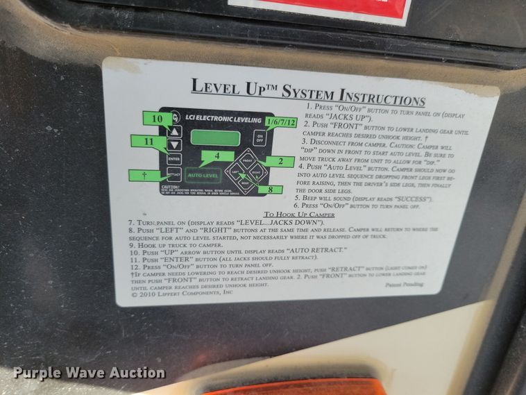 image for item NB9887 2018 Keystone Montana camper