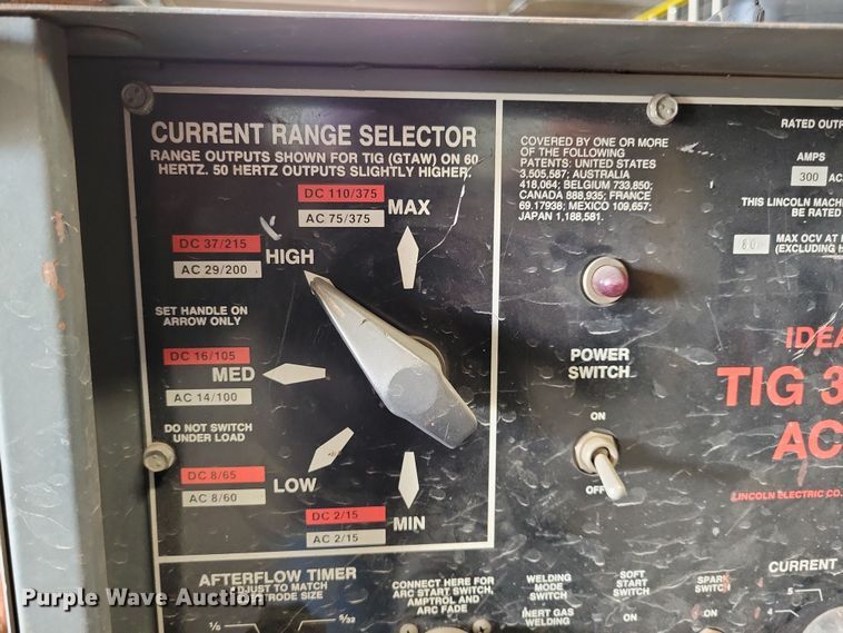 image for item NB9952 Lincoln Idealarc welder