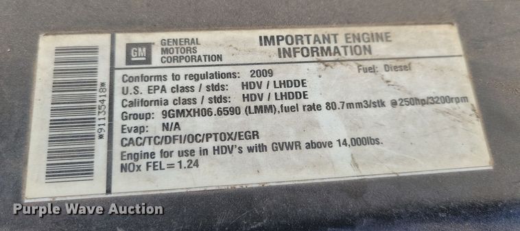 image for item NB9980 2009 Chevrolet Express 4500 shuttle bus