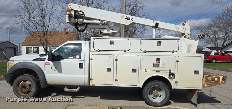 image for item ND9391 2011 Ford F450 Super Duty XL bucket truck