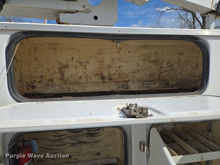 image for item ND9391 2011 Ford F450 Super Duty XL bucket truck