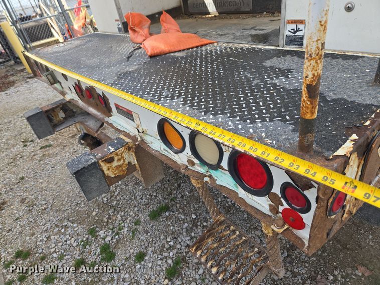 image for item ND9391 2011 Ford F450 Super Duty XL bucket truck