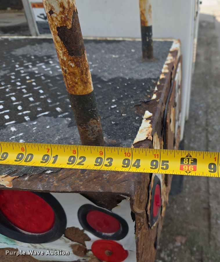 image for item ND9391 2011 Ford F450 Super Duty XL bucket truck