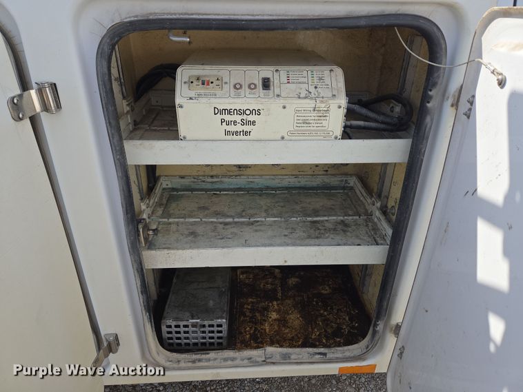 image for item ND9391 2011 Ford F450 Super Duty XL bucket truck