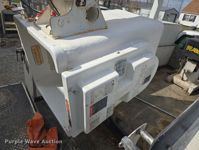 image for item ND9391 2011 Ford F450 Super Duty XL bucket truck