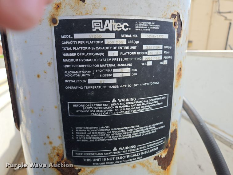 image for item ND9391 2011 Ford F450 Super Duty XL bucket truck