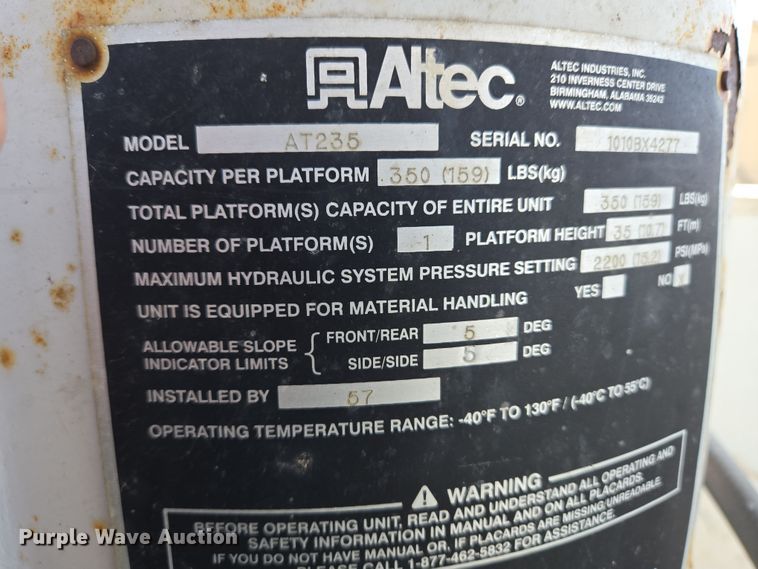 image for item ND9391 2011 Ford F450 Super Duty XL bucket truck