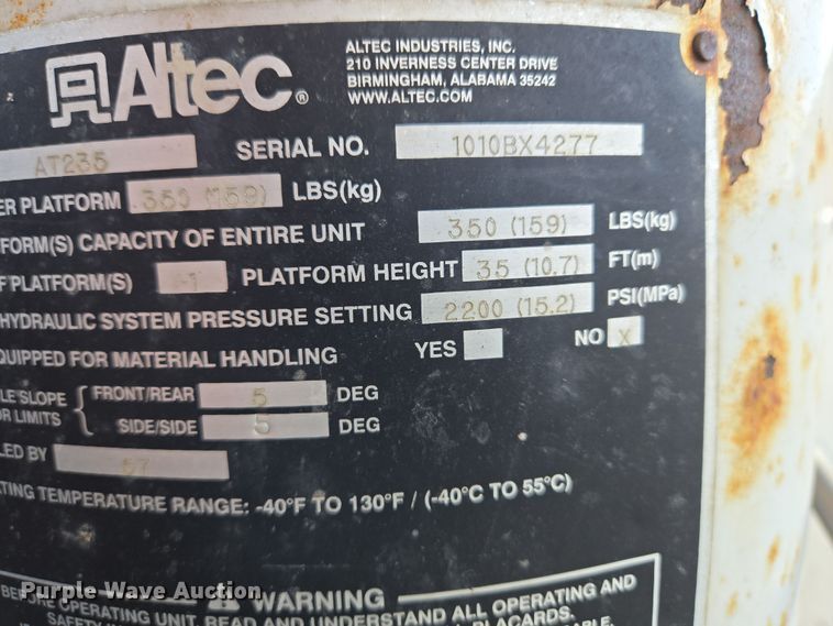 image for item ND9391 2011 Ford F450 Super Duty XL bucket truck