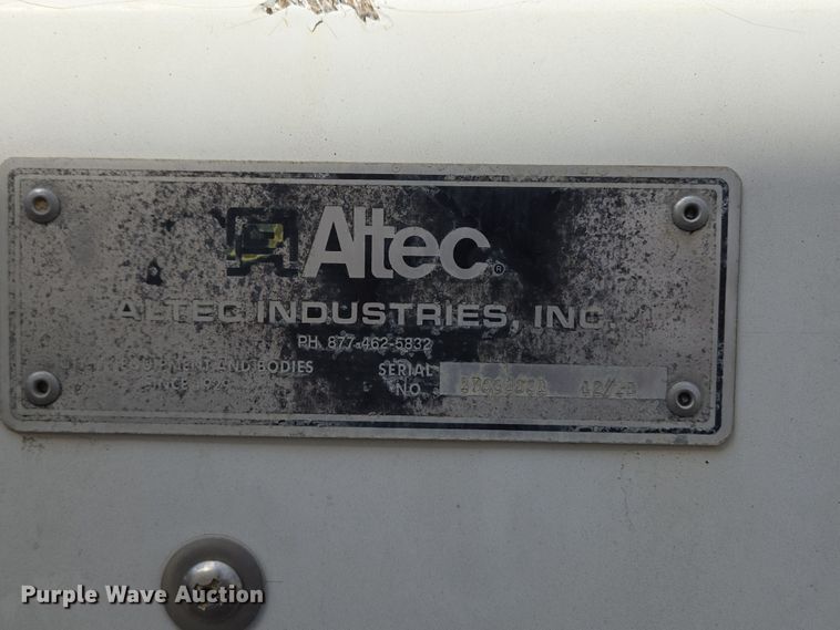 image for item ND9391 2011 Ford F450 Super Duty XL bucket truck