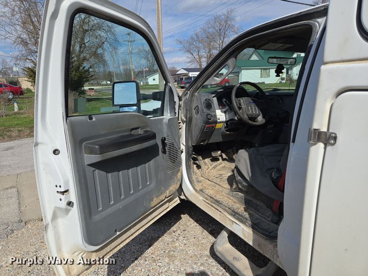 image for item ND9391 2011 Ford F450 Super Duty XL bucket truck