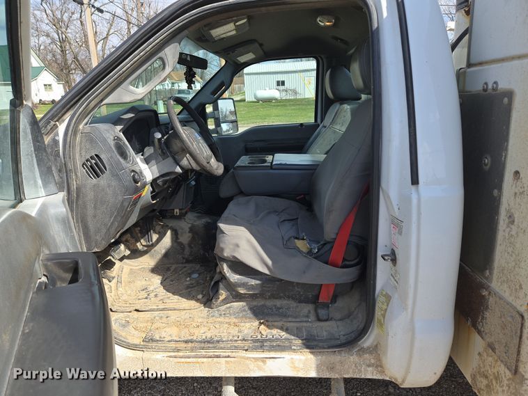 image for item ND9391 2011 Ford F450 Super Duty XL bucket truck