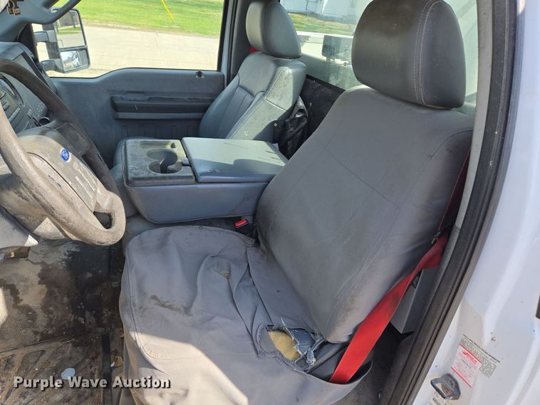 image for item ND9391 2011 Ford F450 Super Duty XL bucket truck