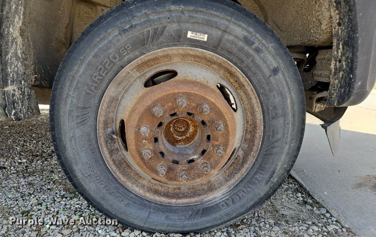 image for item ND9391 2011 Ford F450 Super Duty XL bucket truck