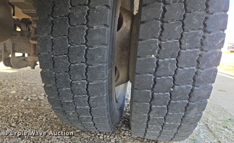 image for item ND9391 2011 Ford F450 Super Duty XL bucket truck