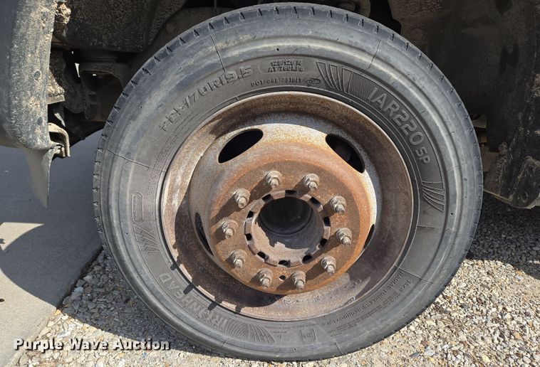 image for item ND9391 2011 Ford F450 Super Duty XL bucket truck