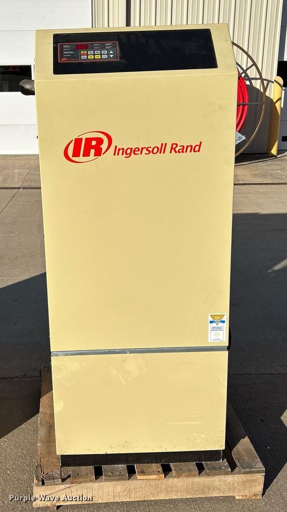 image for item ND9394 2013 ELGI E15-125 air compressor