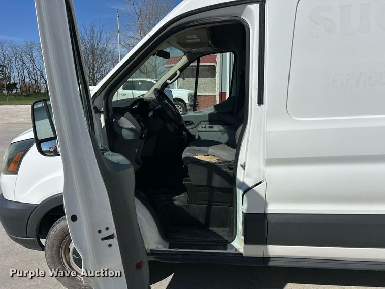 image for item ND9408 2015 Ford Transit 350 van