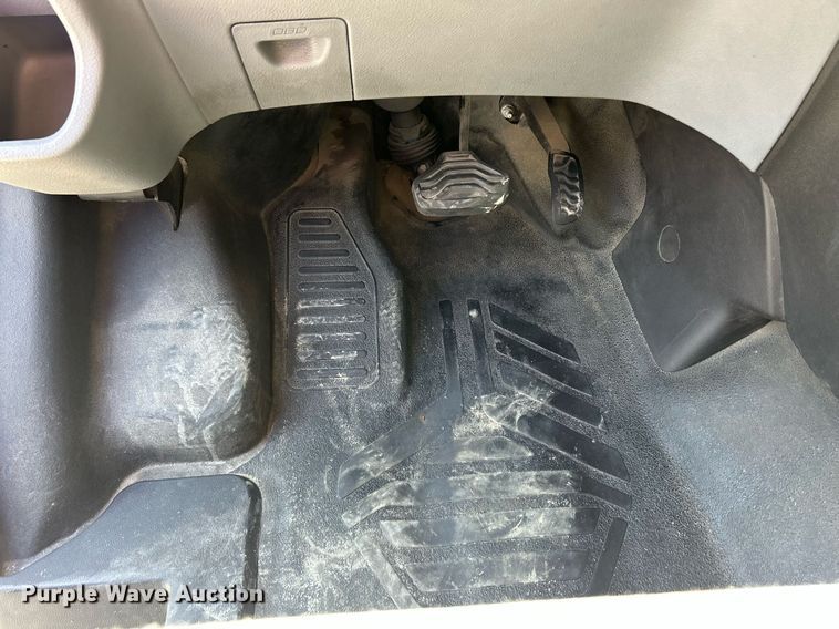 image for item ND9408 2015 Ford Transit 350 van