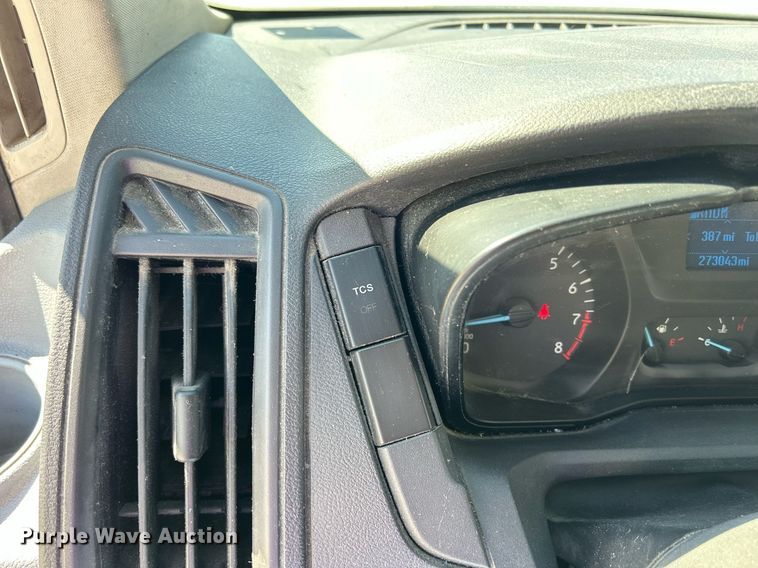 image for item ND9408 2015 Ford Transit 350 van