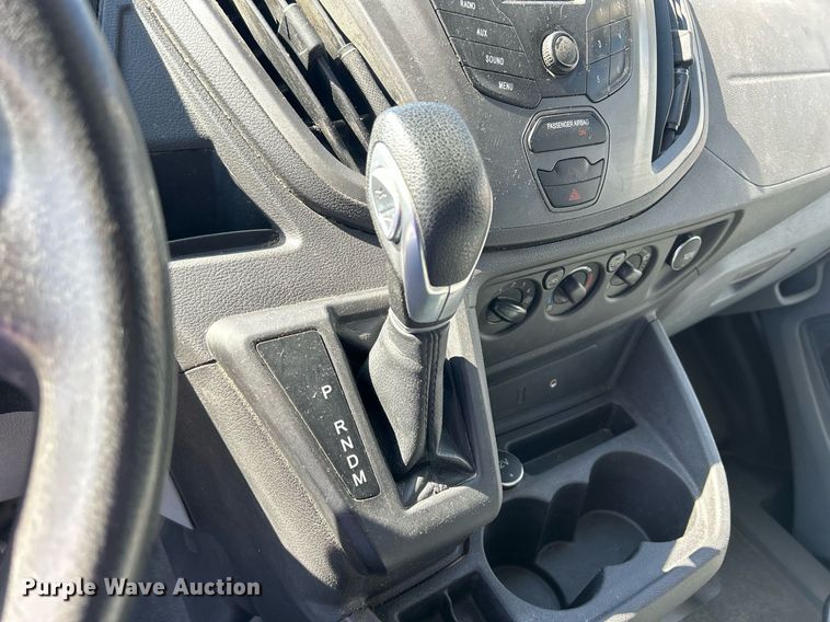 image for item ND9408 2015 Ford Transit 350 van