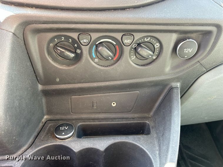 image for item ND9408 2015 Ford Transit 350 van