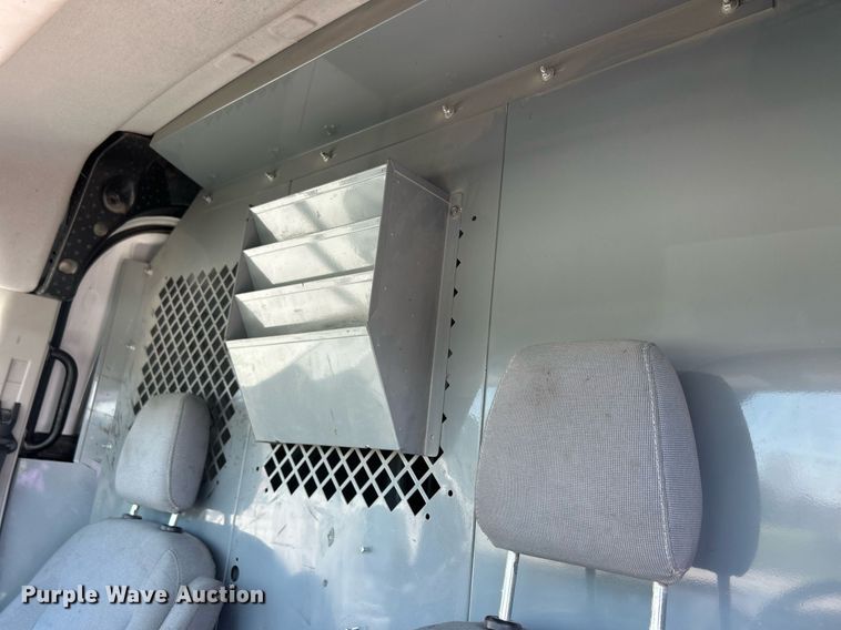 image for item ND9408 2015 Ford Transit 350 van