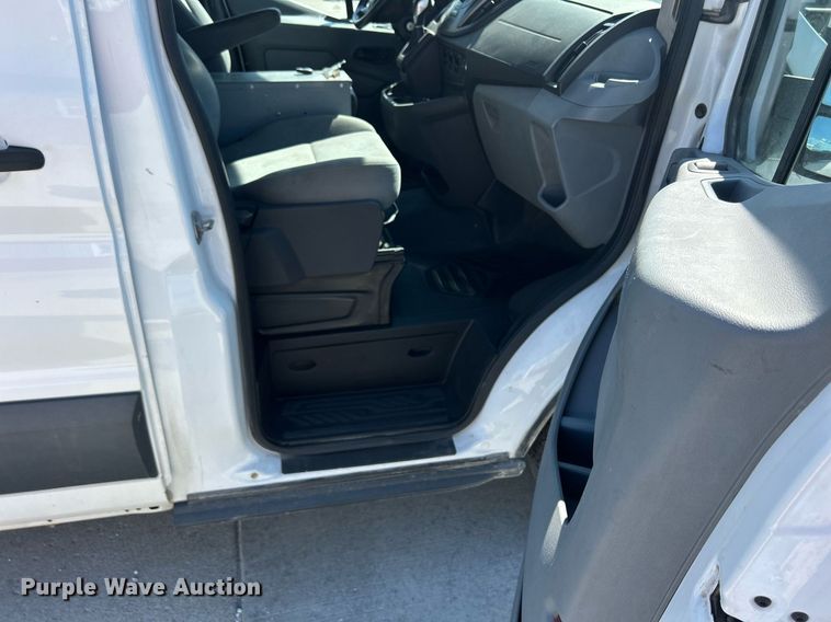 image for item ND9408 2015 Ford Transit 350 van