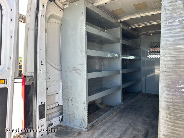 image for item ND9408 2015 Ford Transit 350 van