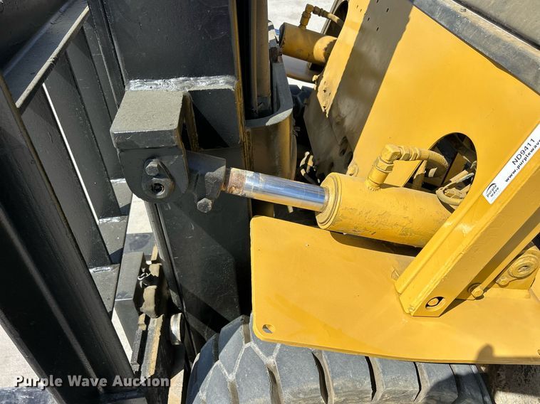 image for item ND9411 Komatsu FG40Z-4 forklift