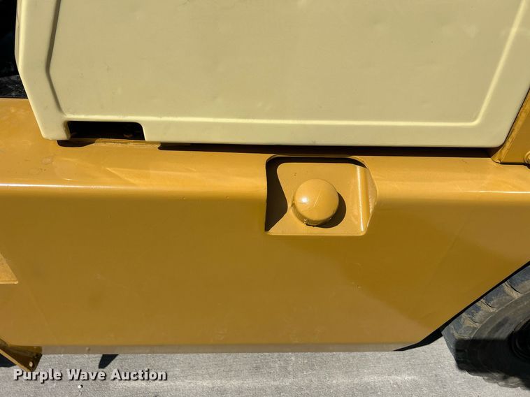 image for item ND9411 Komatsu FG40Z-4 forklift