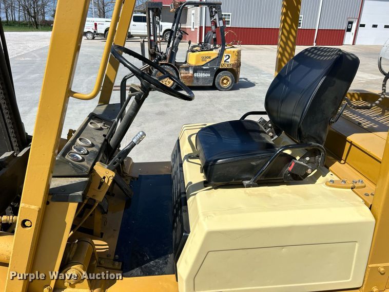 image for item ND9411 Komatsu FG40Z-4 forklift